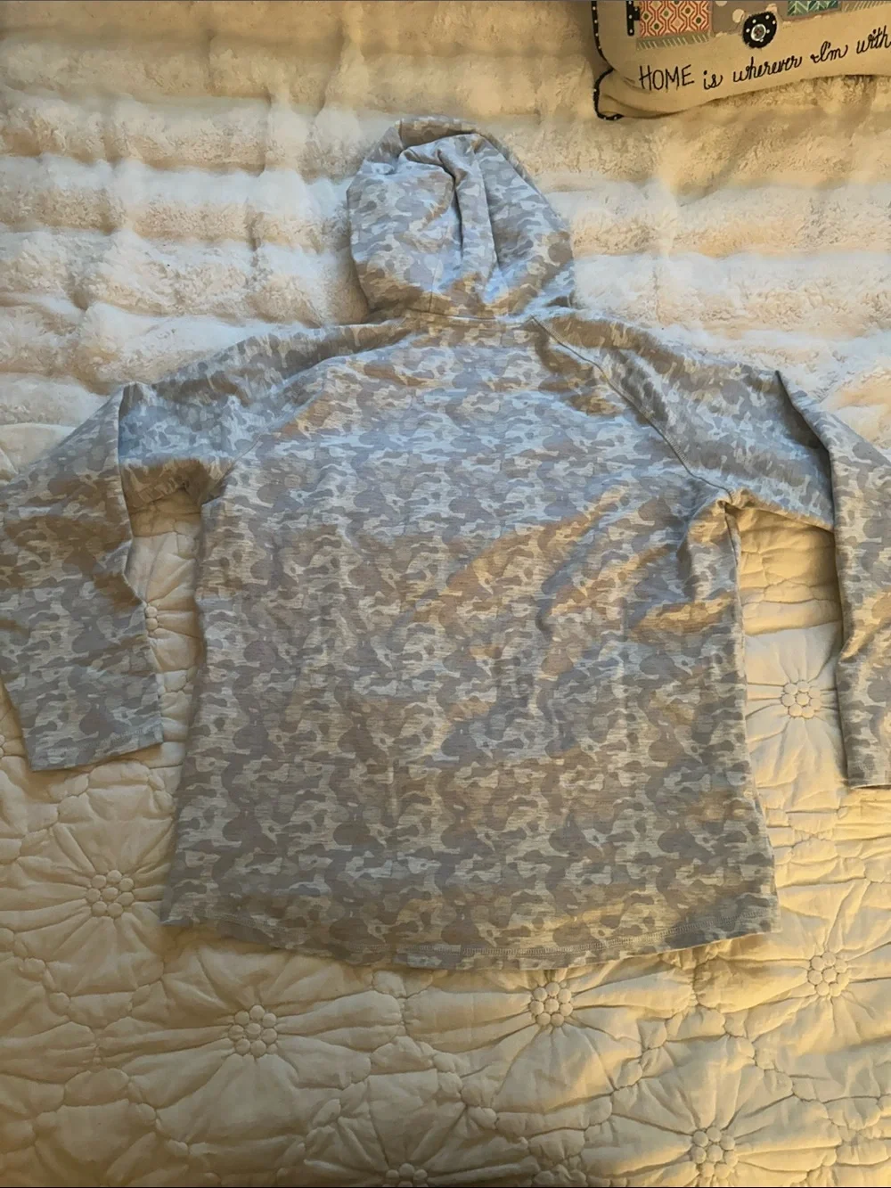 Mizzen+Main Heathered Light Gray Camo Hoodie
